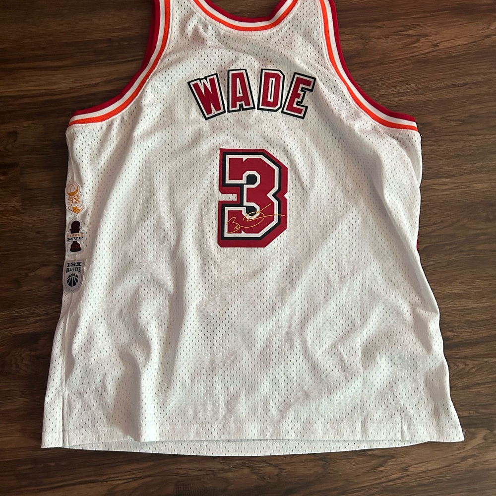 Mitchell & Ness White Jersey with Red Logo